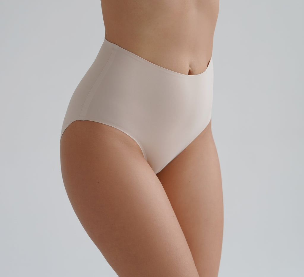 Seamless High-Rise Slip Briefs with Perfect Fit 260610