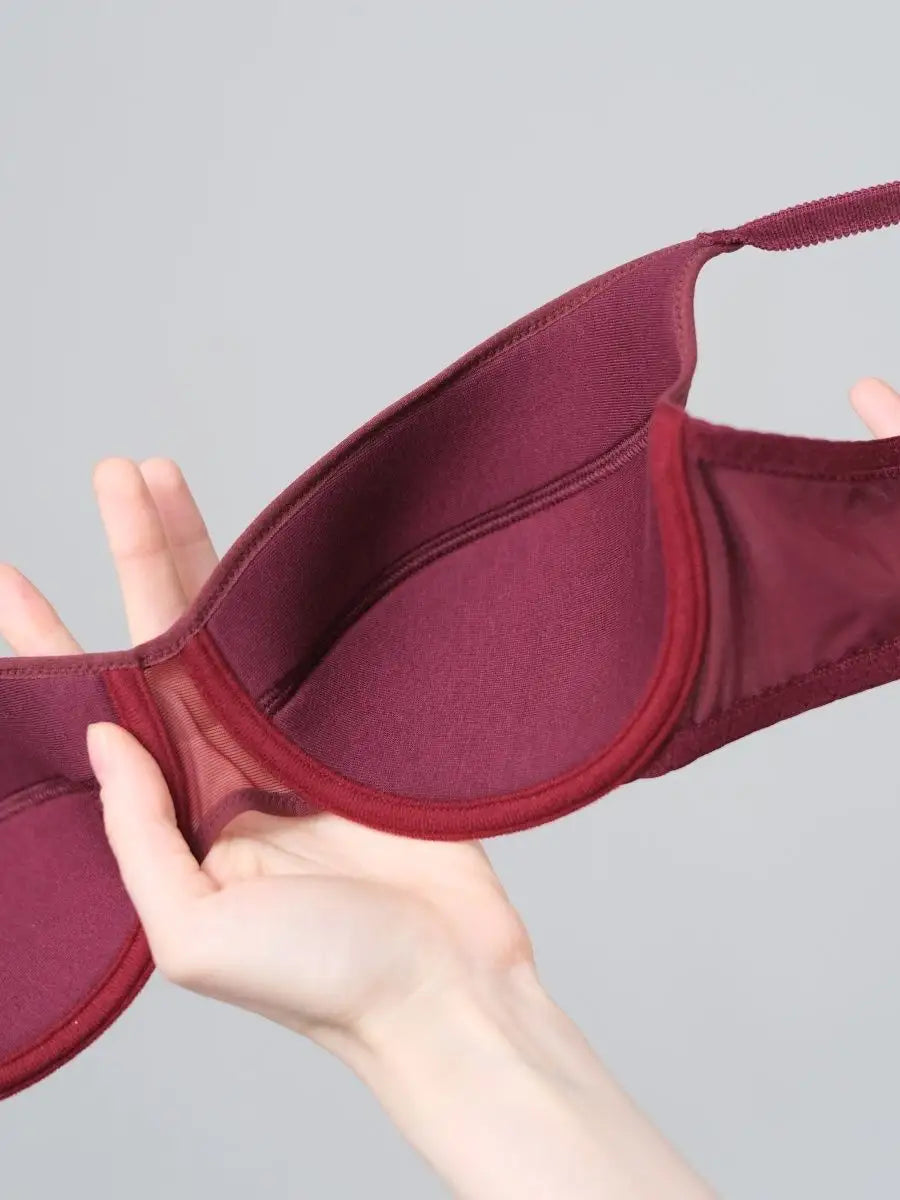 Bra with Diagonal Seam Cups and Spacer Aveline 660370