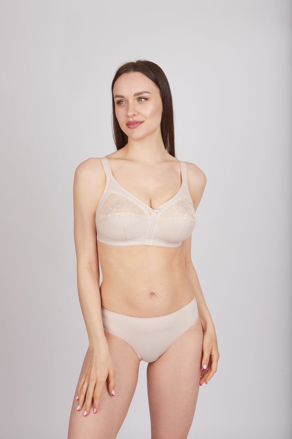 Wire-Free Bra with Soft Cups AveLine 660430