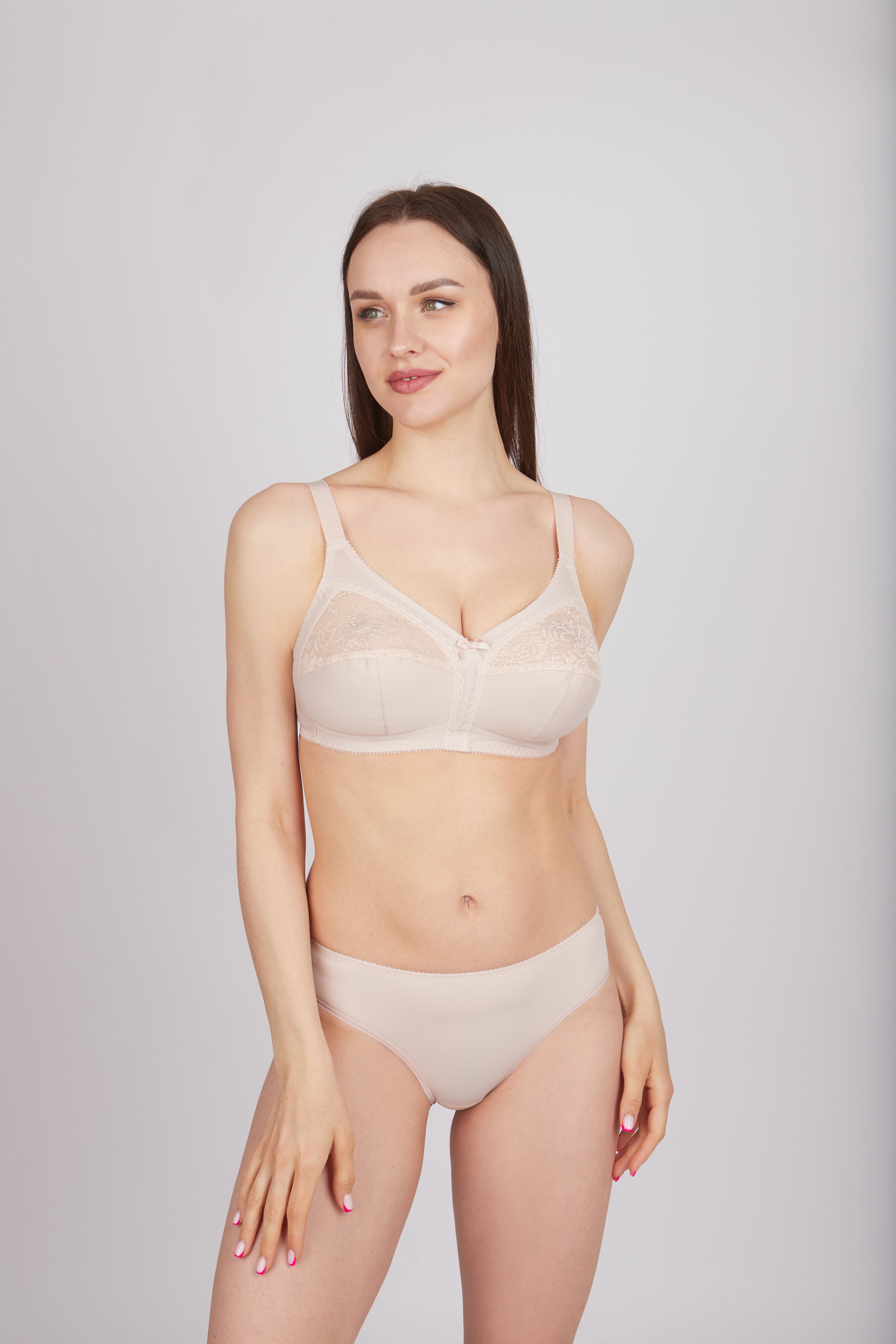Wire-Free Bra with Soft Cups AveLine 660430