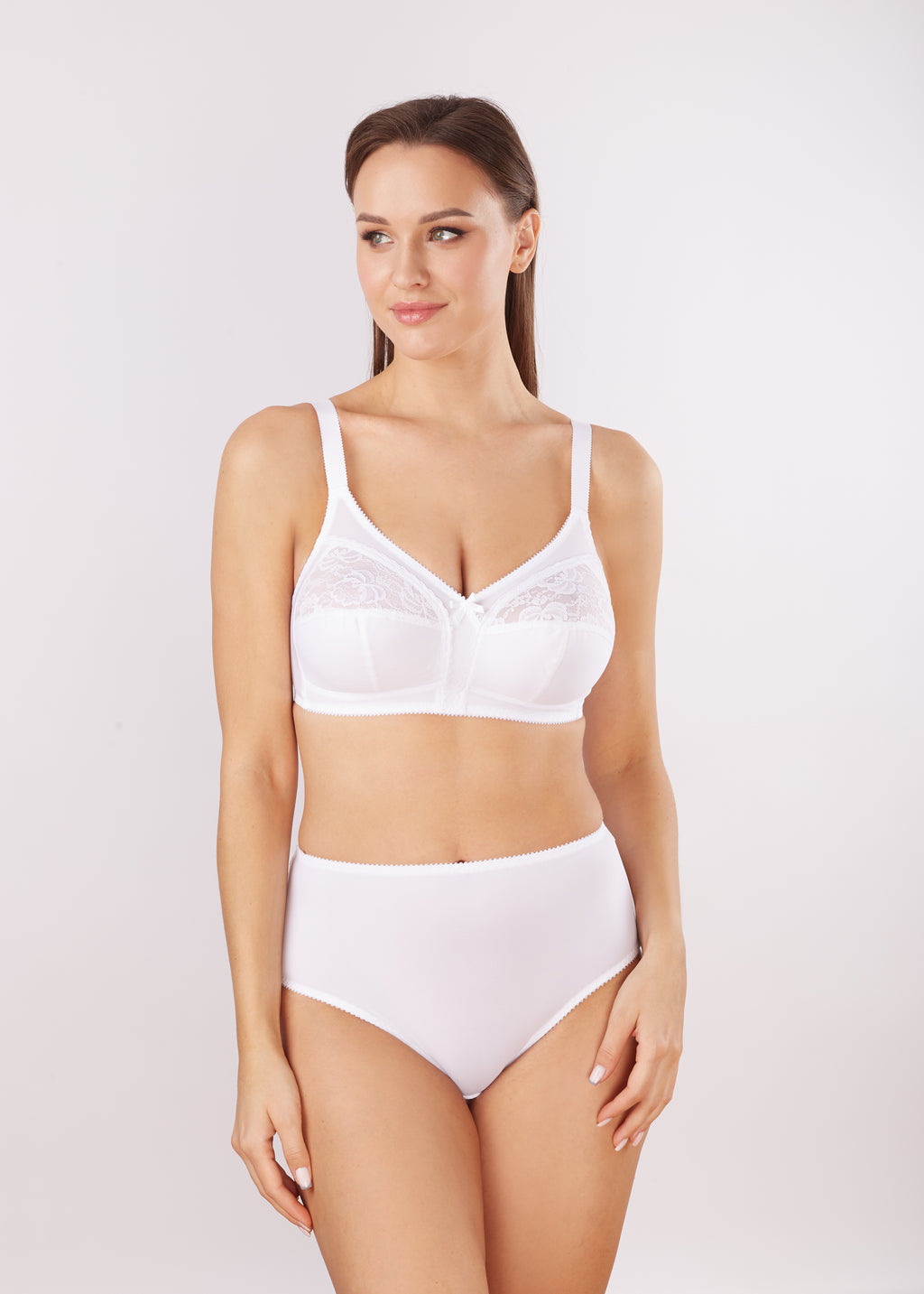 Wire-Free Bra with Soft Cups AveLine 660430
