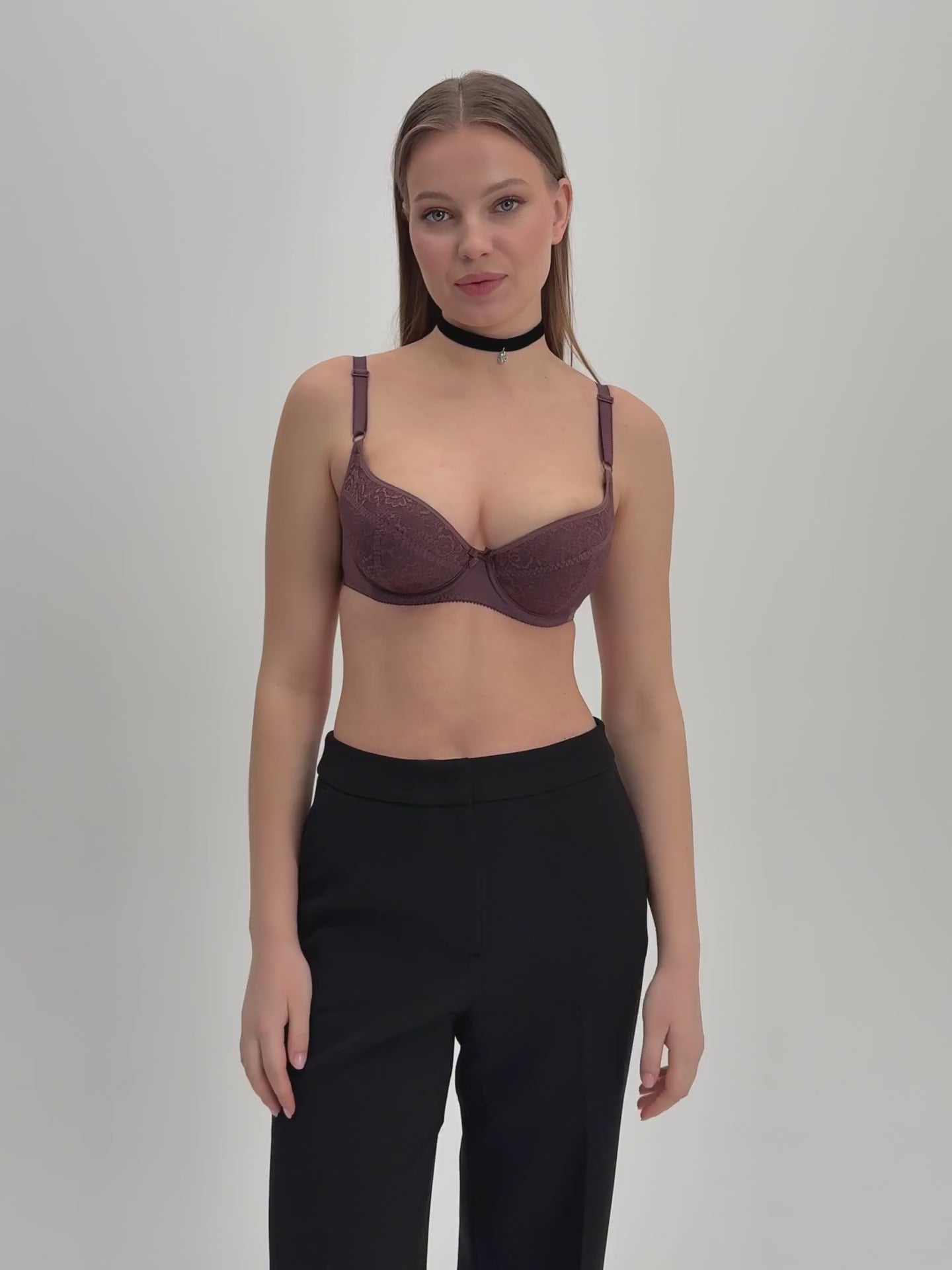 Bra with Molded Cups AveLine 660040